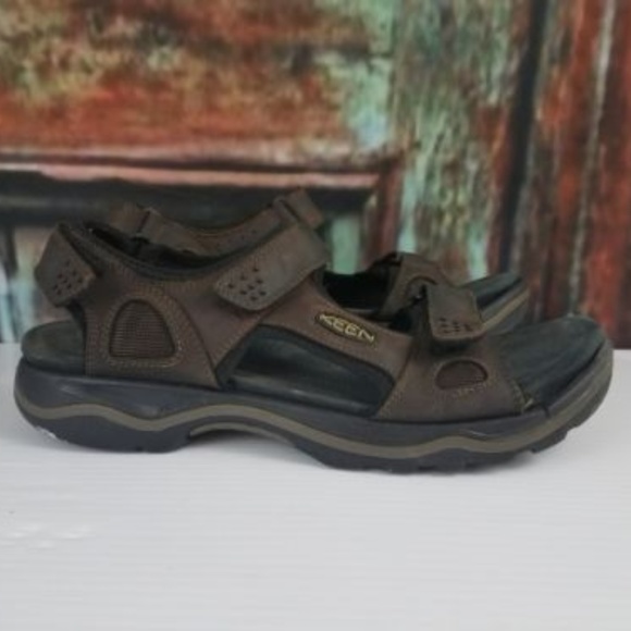 keen rialto 3 point sandals